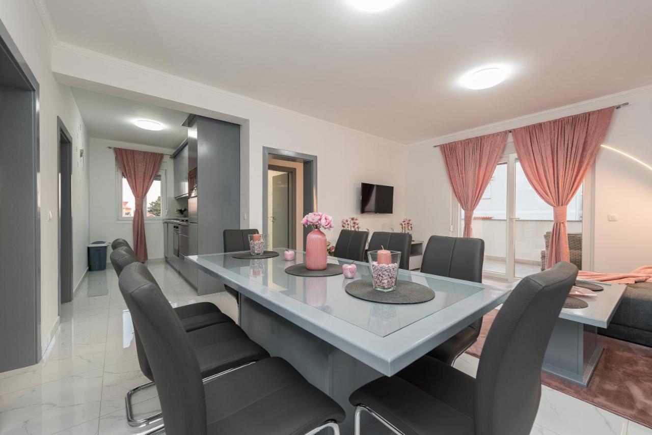 Villa Jana Luxury Apartments Novalja Exterior photo